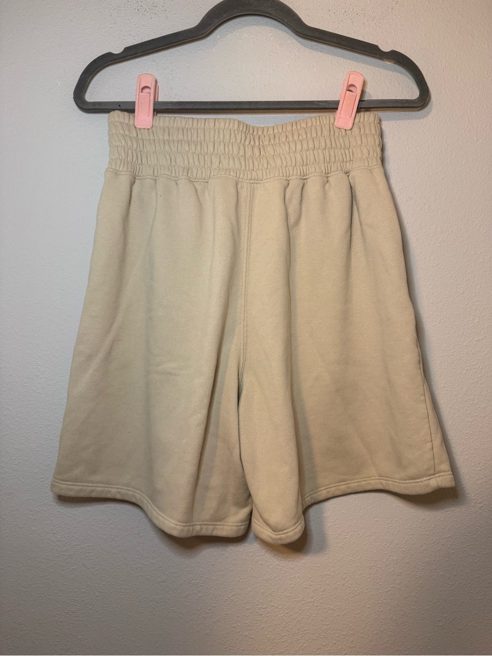 Abercrombie & Fitch Cream Fleece-Lined Shorts NWT - Picture 4 of 4